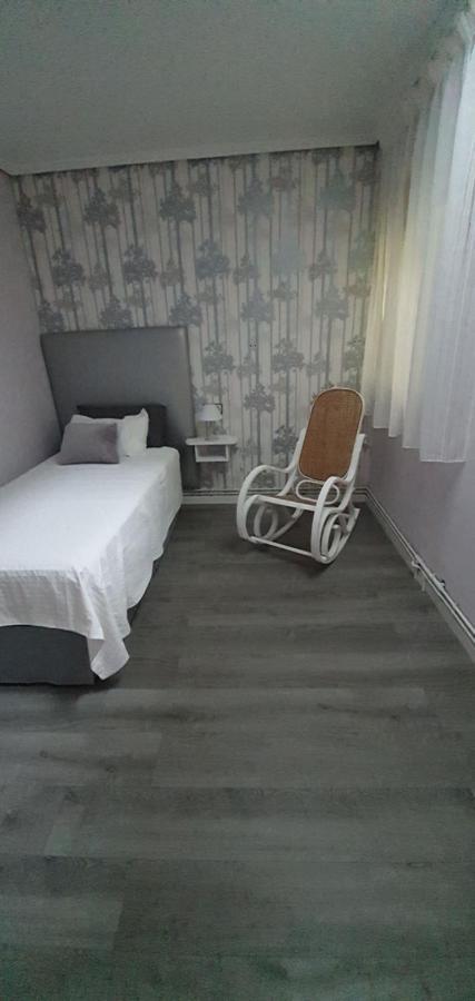 El Rincon De Celia Apartman Graus Kültér fotó